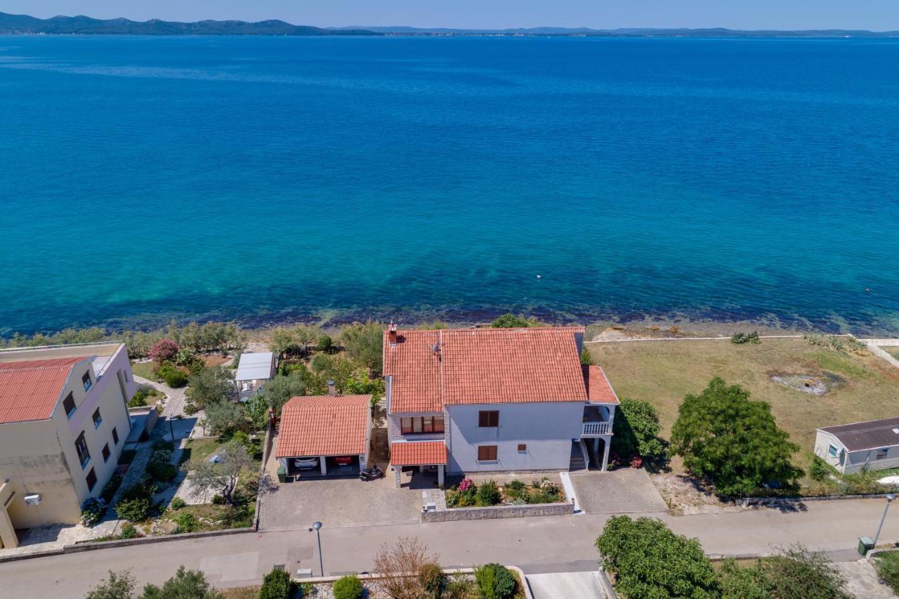 Family Friendly Seaside Apartments Kozino, Zadar - 5756 Petrčane Kültér fotó